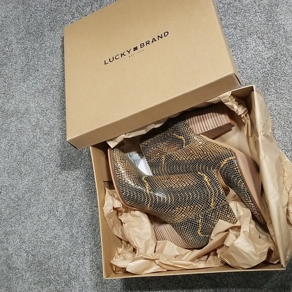 Lucky Brand LK ADALAN Booties In Natural Brazino 6M - Picture 3 of 11